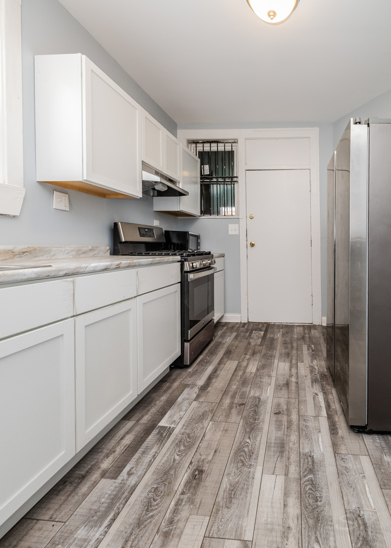 7751 South Phillips Avenue Chicago IL 60649