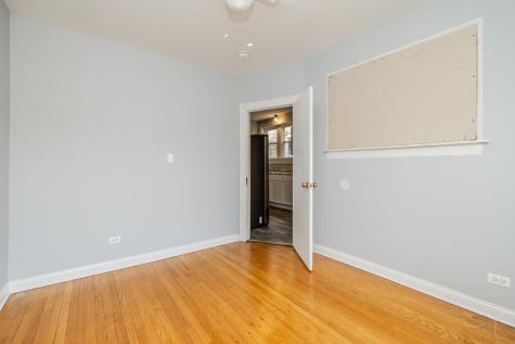 7751 South Phillips Avenue Chicago IL 60649
