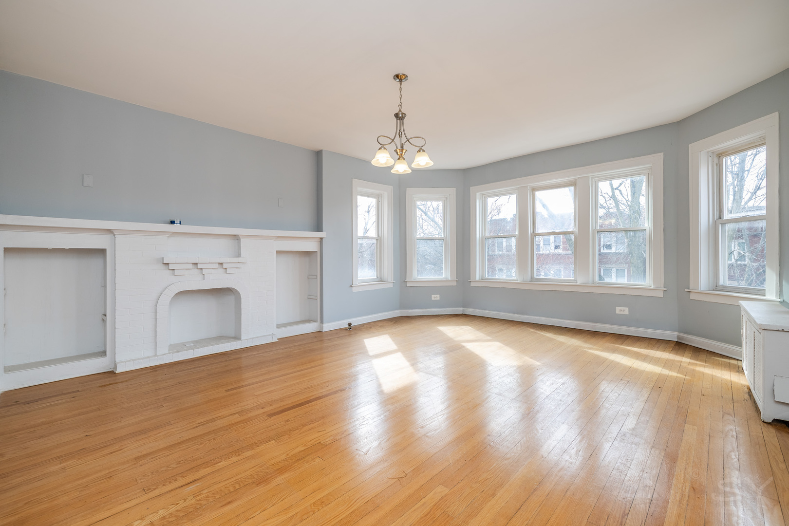 7751 South Phillips Avenue Chicago IL 60649