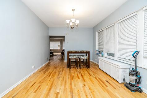 7751 South Phillips Avenue Chicago IL 60649