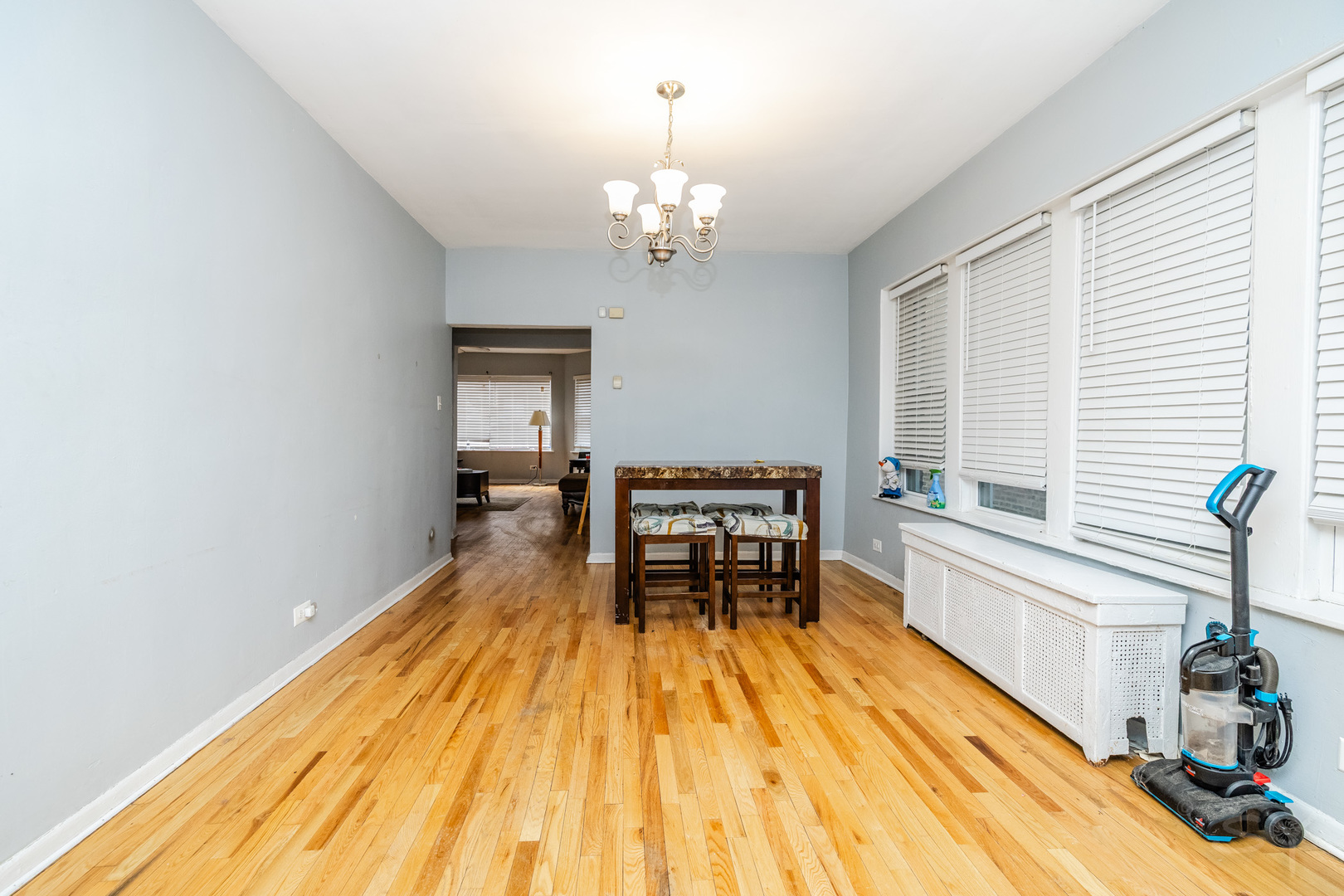 7751 South Phillips Avenue Chicago IL 60649