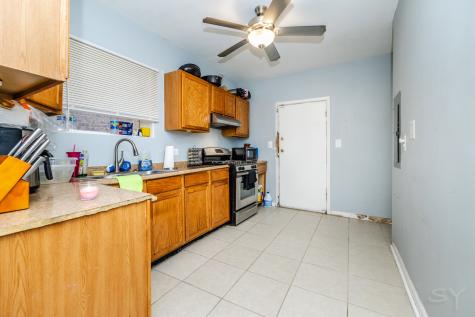 7751 South Phillips Avenue Chicago IL 60649