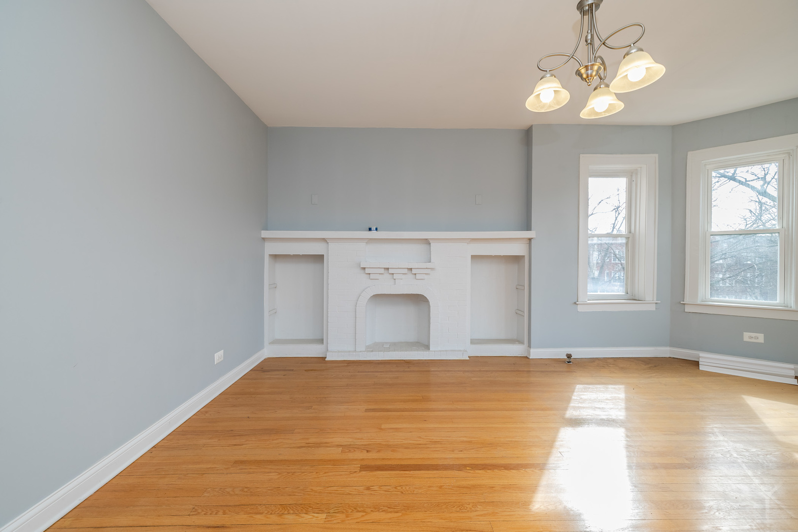 7751 South Phillips Avenue Chicago IL 60649