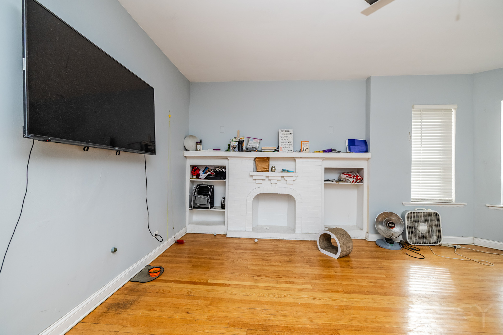 7751 South Phillips Avenue Chicago IL 60649