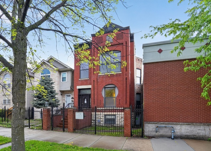 2816 West Washington Boulevard Chicago IL 60612