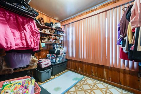 8213 South Indiana Avenue Chicago IL 60619