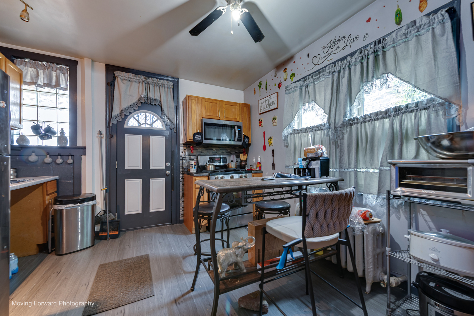 8213 South Indiana Avenue Chicago IL 60619