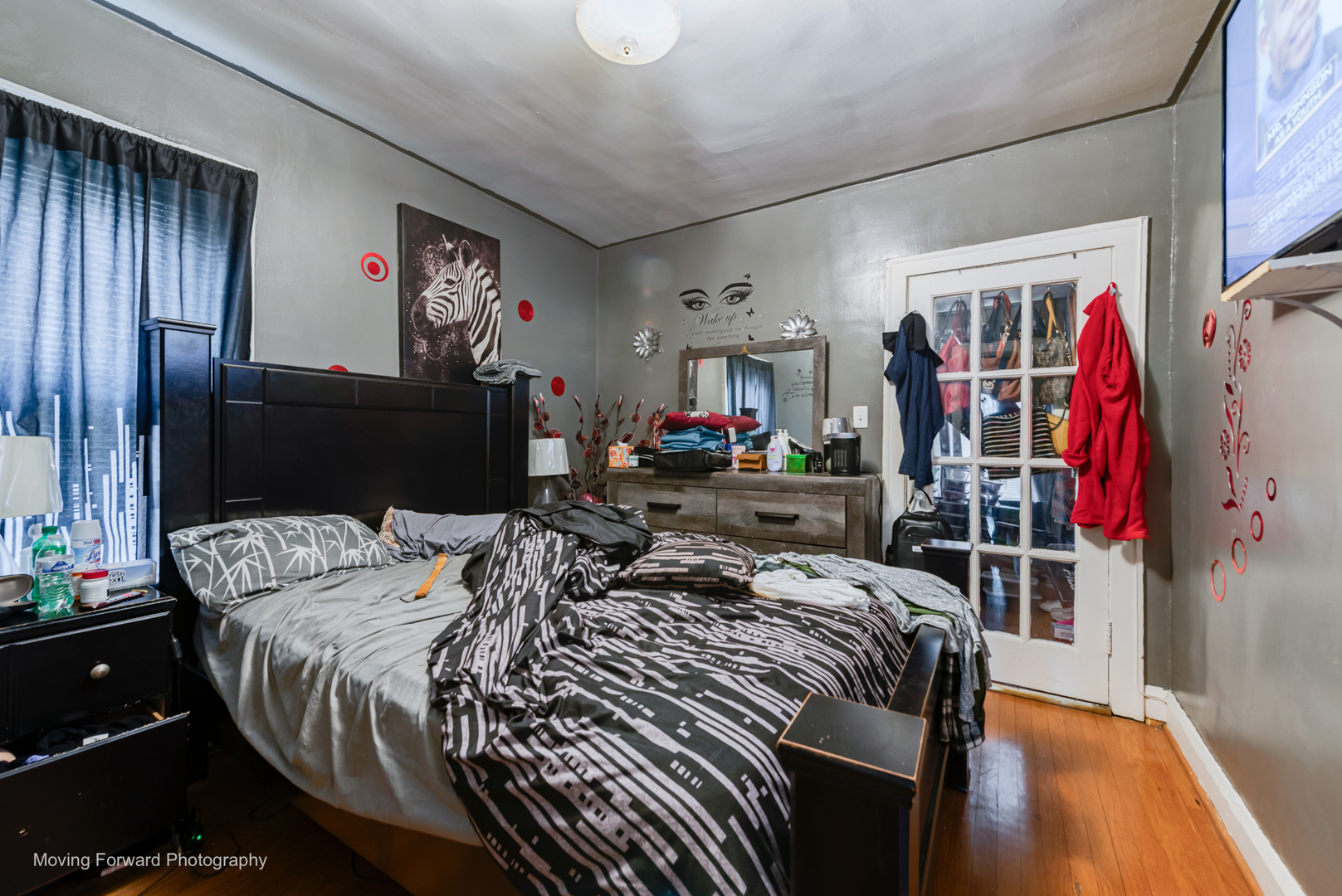 8213 South Indiana Avenue Chicago IL 60619