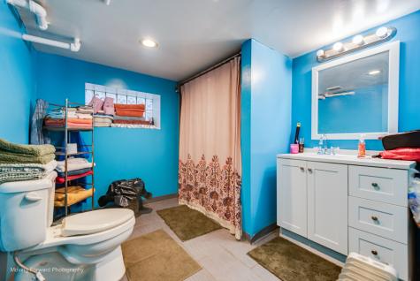 8213 South Indiana Avenue Chicago IL 60619