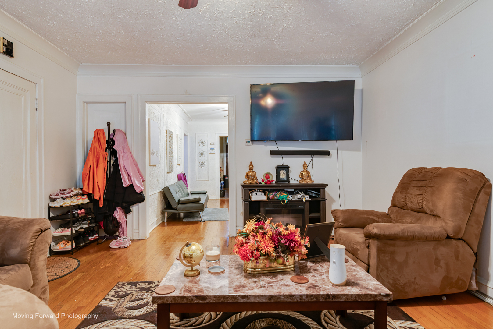 8213 South Indiana Avenue Chicago IL 60619