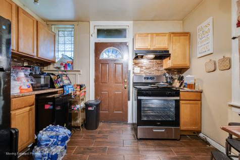 8213 South Indiana Avenue Chicago IL 60619