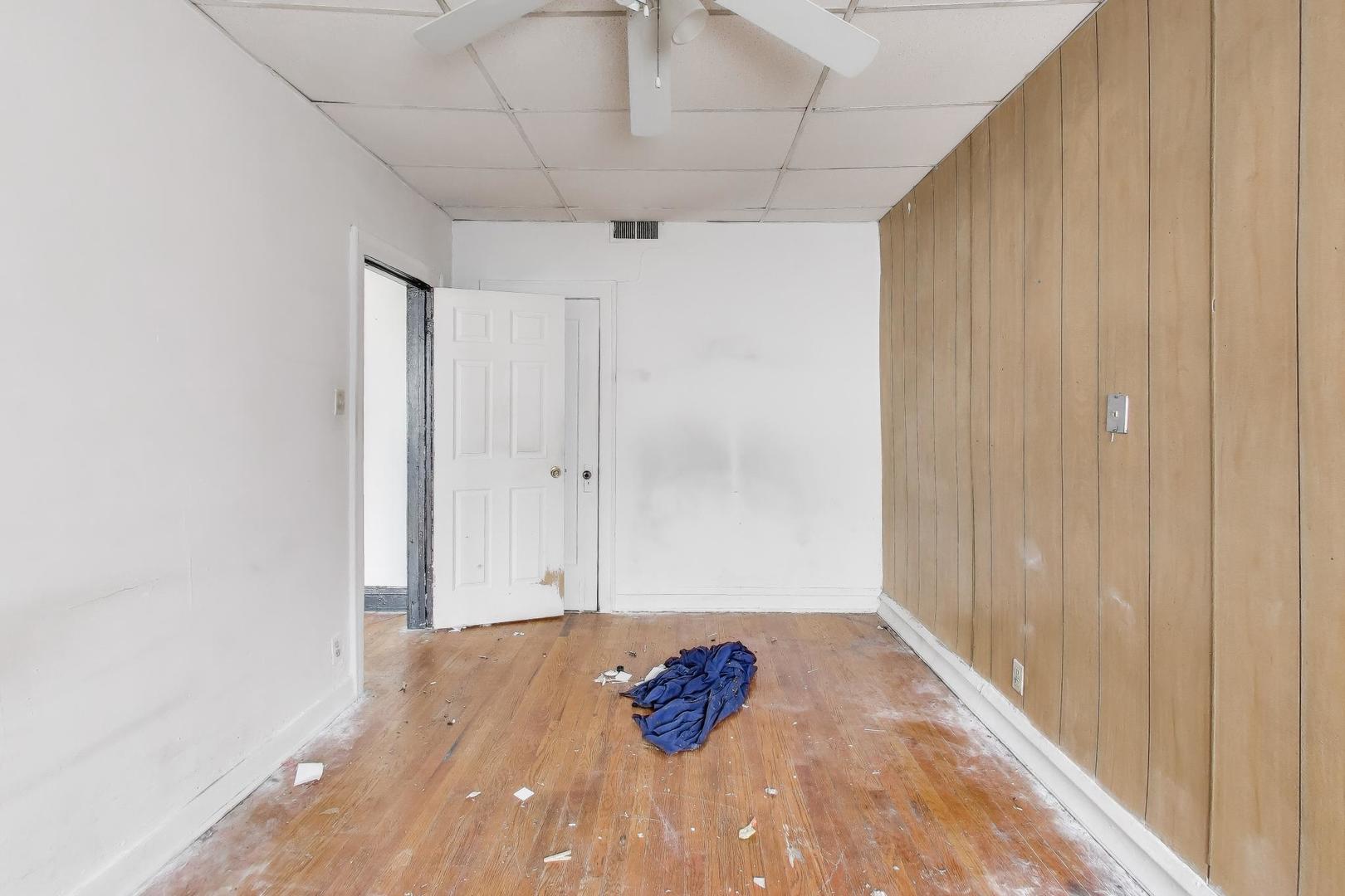 4105-03 West Grenshaw Street Chicago IL 60624