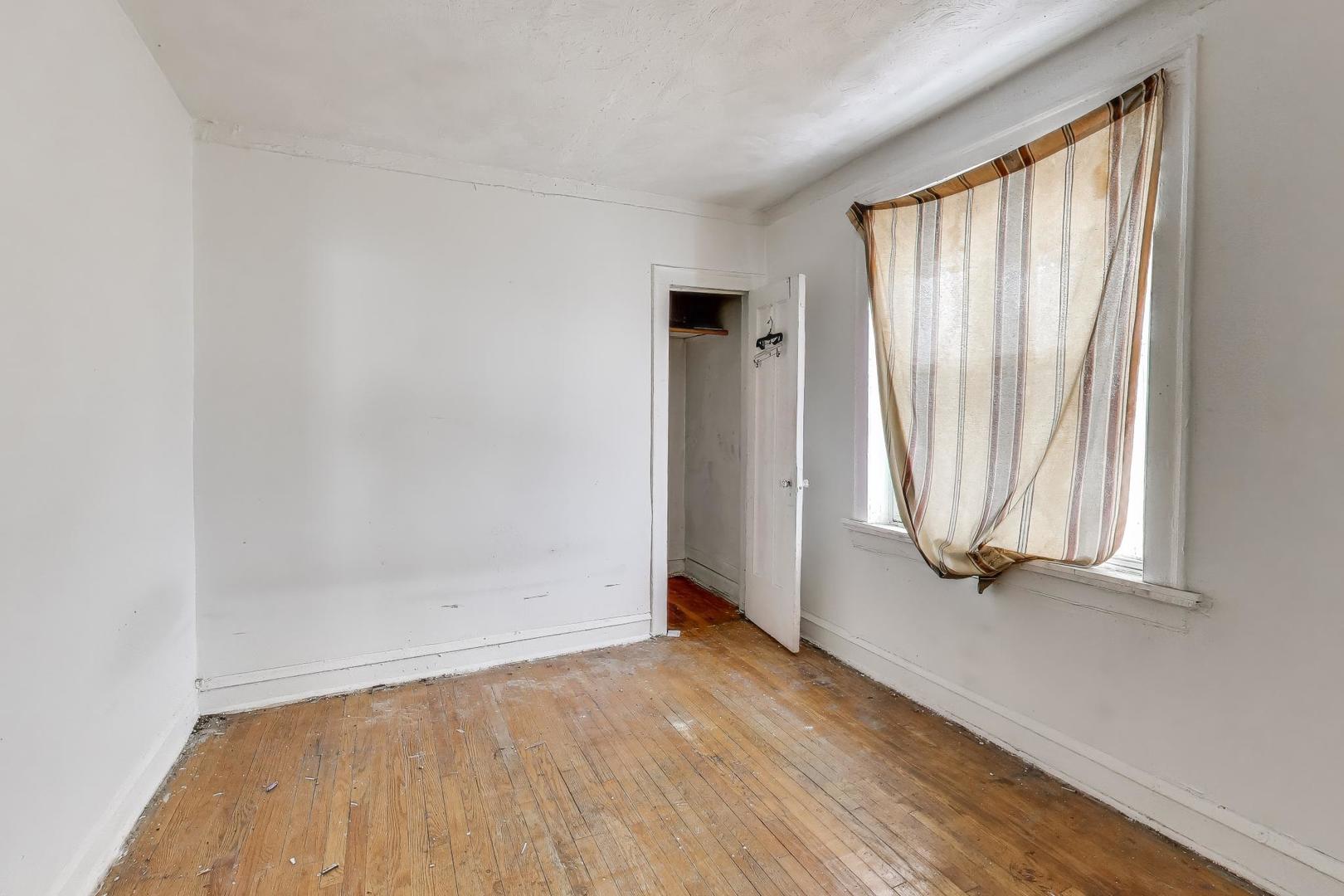 4105-03 West Grenshaw Street Chicago IL 60624