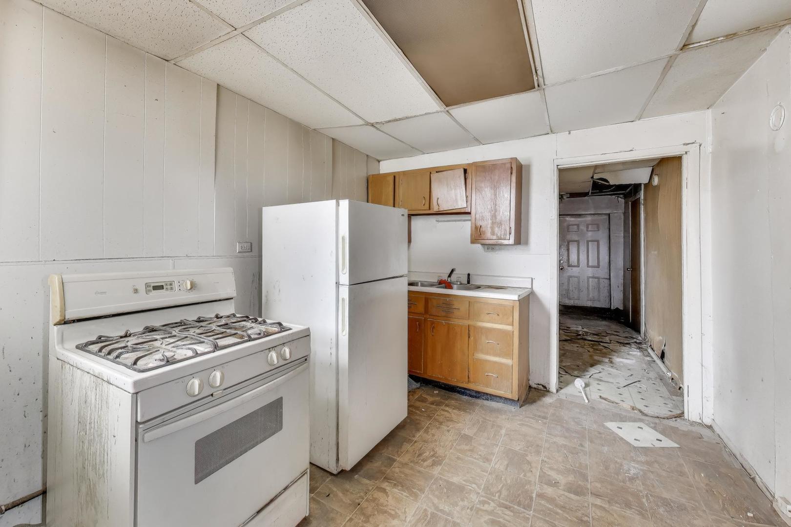 4105-03 West Grenshaw Street Chicago IL 60624