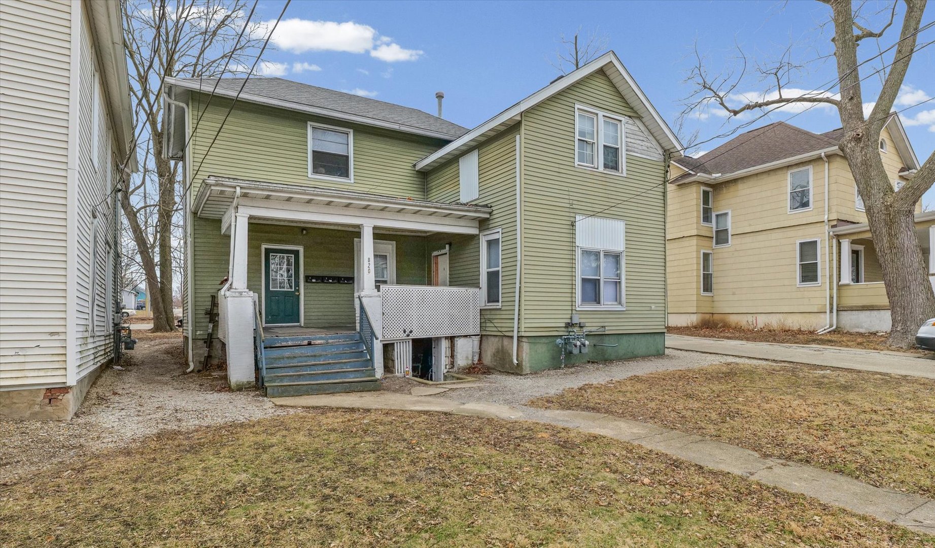 820 West Washington Street Bloomington IL 61701