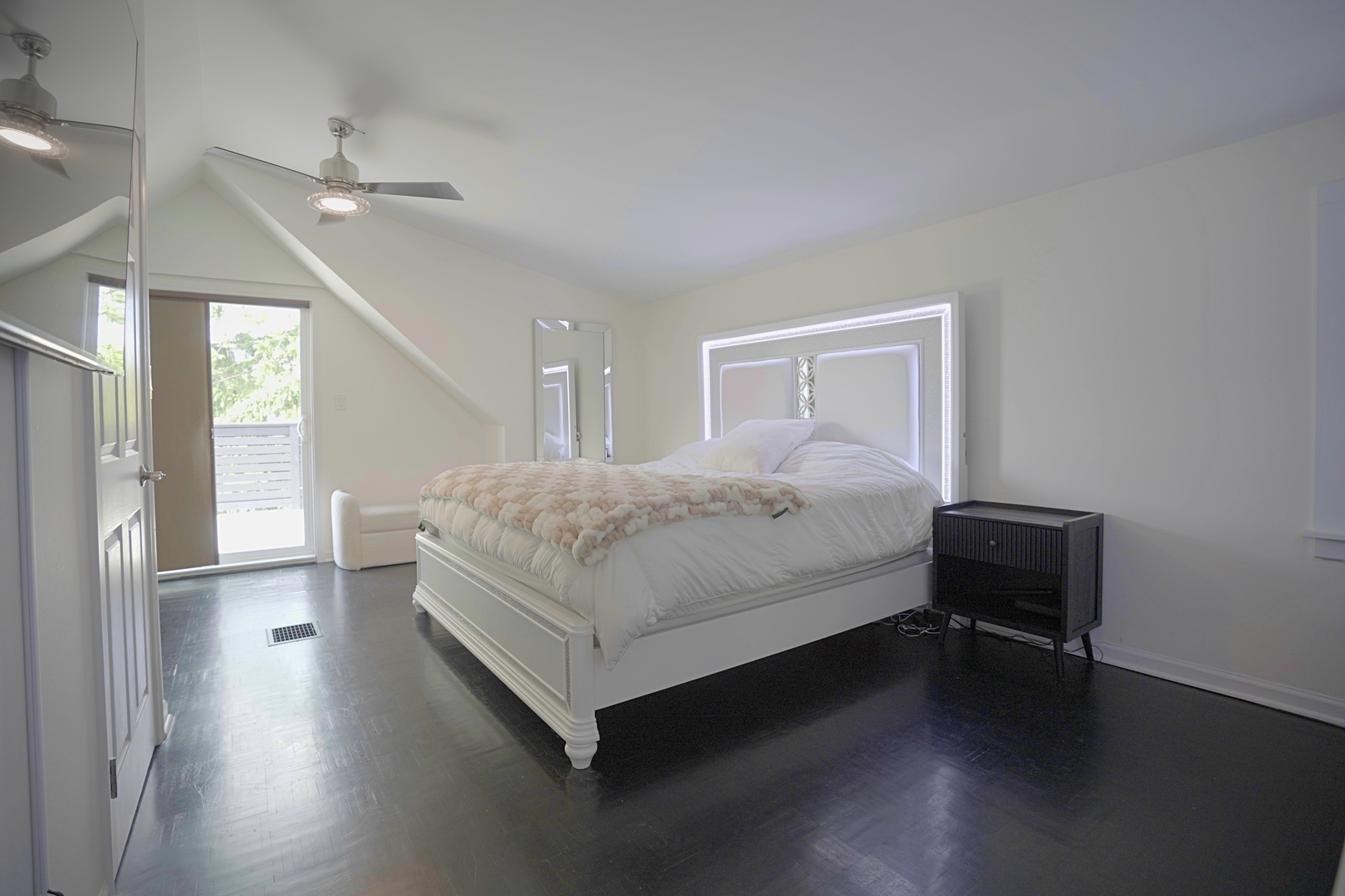 3916 North Osceola Avenue Chicago IL 60634