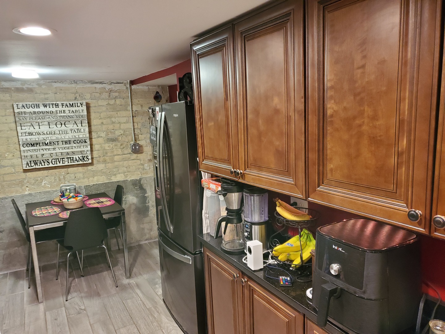 2044 West Birchwood Avenue Chicago IL 60645