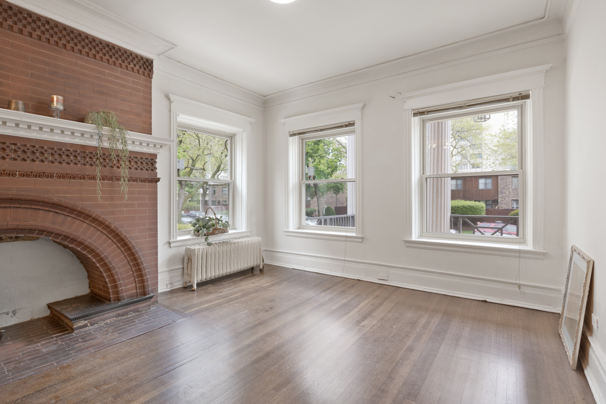 4836 South Dorchester Avenue Chicago IL 60615
