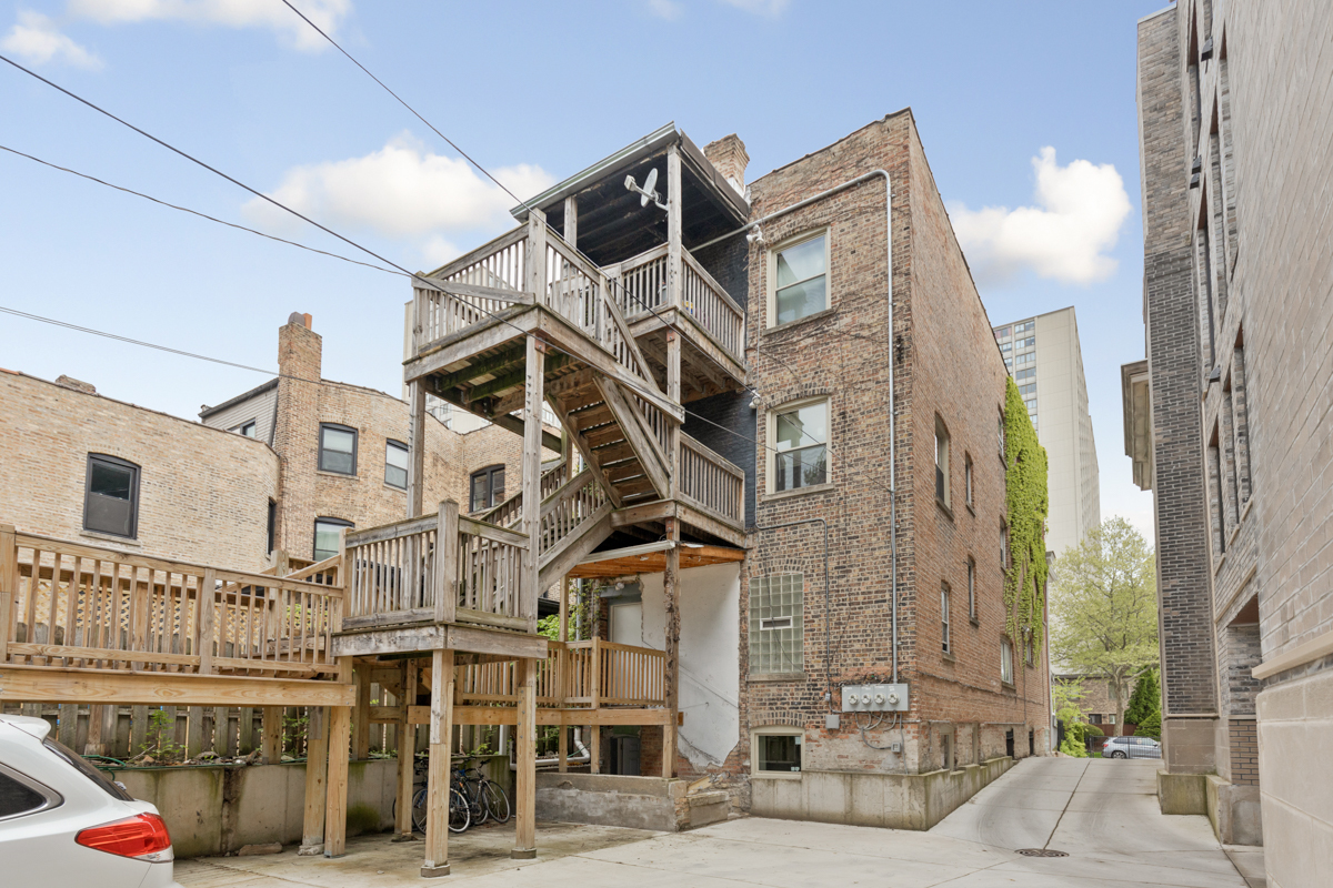 4836 South Dorchester Avenue Chicago IL 60615