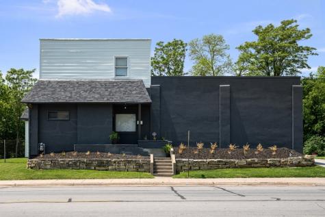 2400 24TH Street Rock Island IL 61201