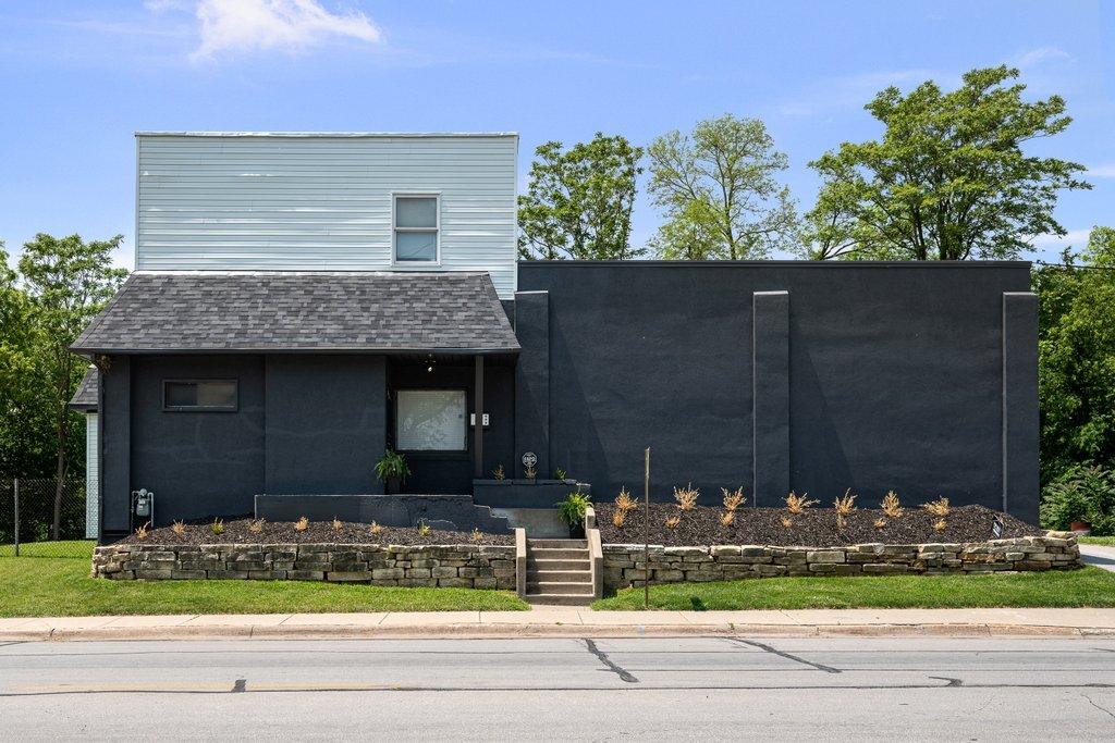 2400 24TH Street Rock Island IL 61201