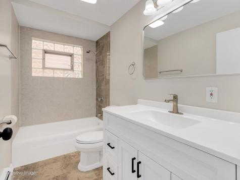 8631 West Summerdale Avenue Chicago IL 60656