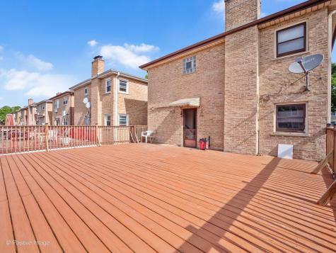 8631 West Summerdale Avenue Chicago IL 60656
