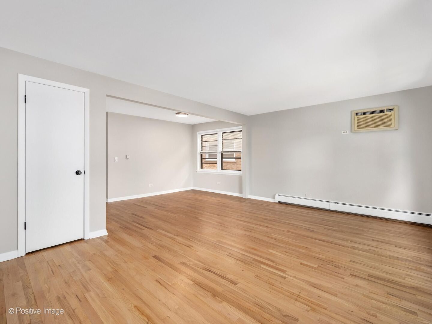 8631 West Summerdale Avenue Chicago IL 60656