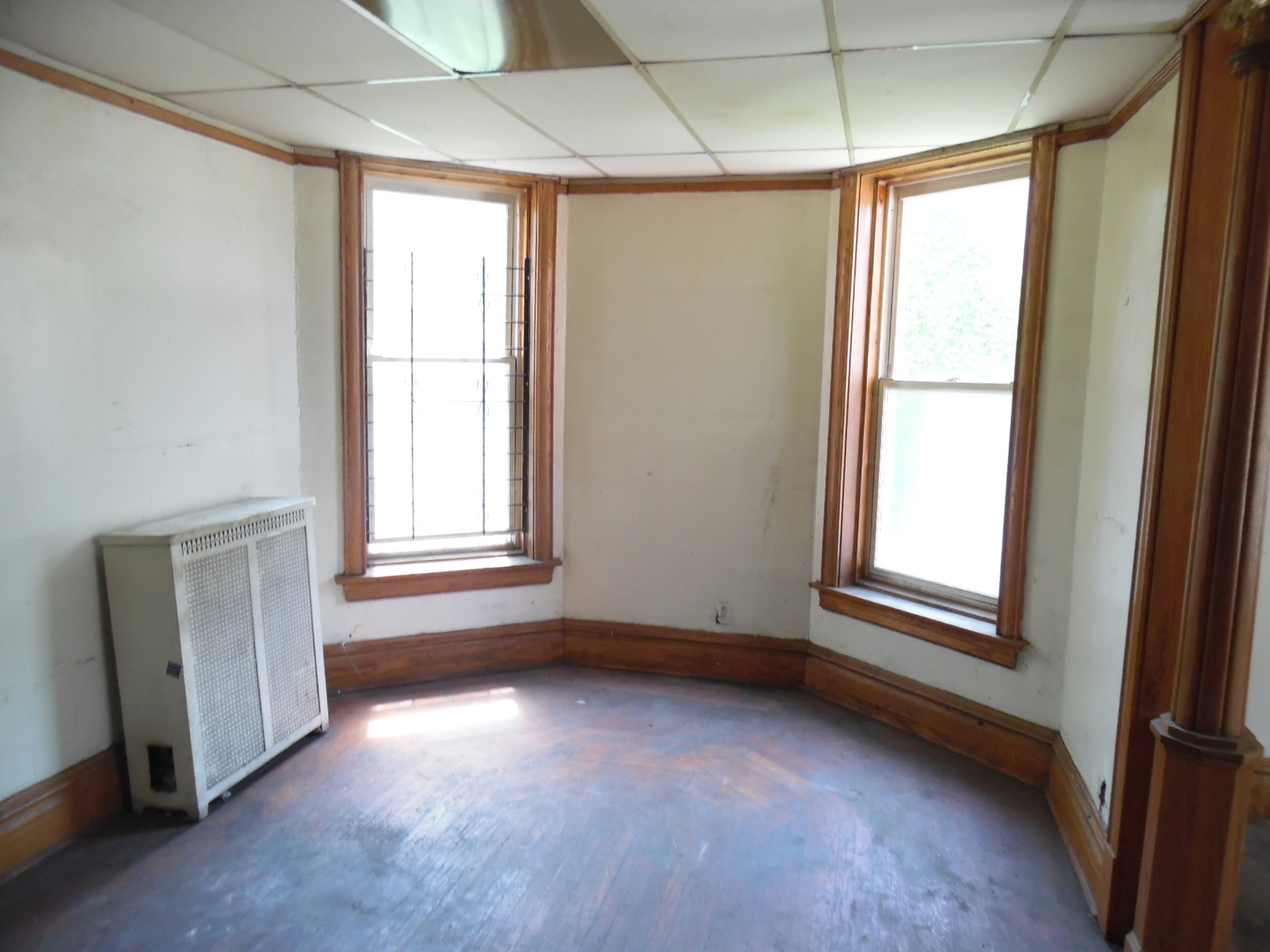 6347 South Eberhart Avenue Chicago IL 60637