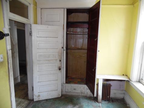 6347 South Eberhart Avenue Chicago IL 60637