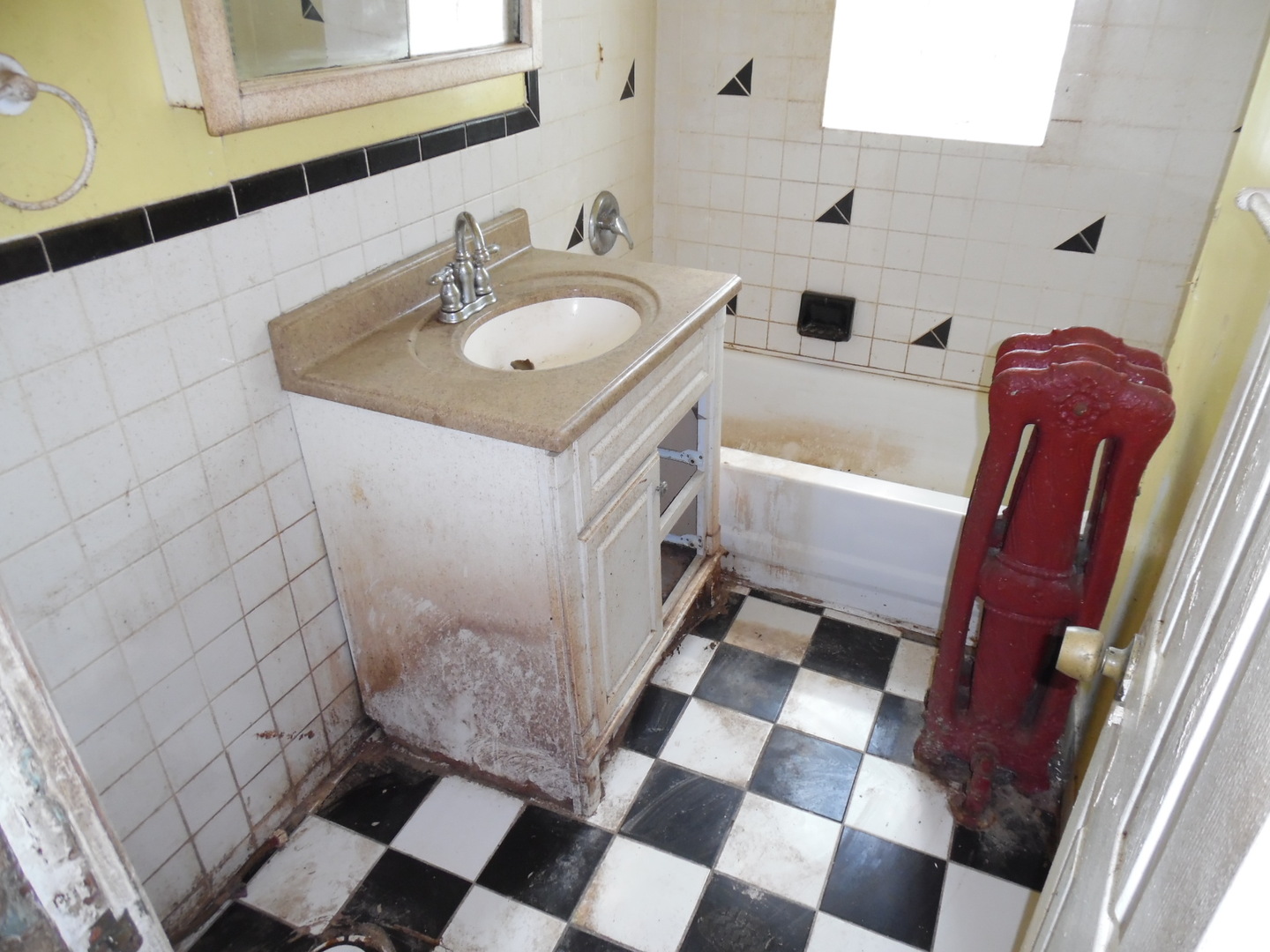 6347 South Eberhart Avenue Chicago IL 60637
