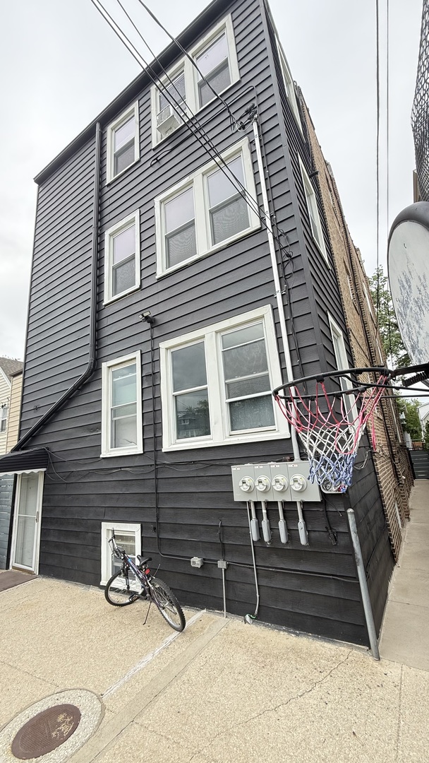 2434 North Lorel Avenue Chicago IL 60639