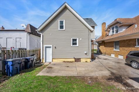 519 West Highland Avenue Elgin IL 60123