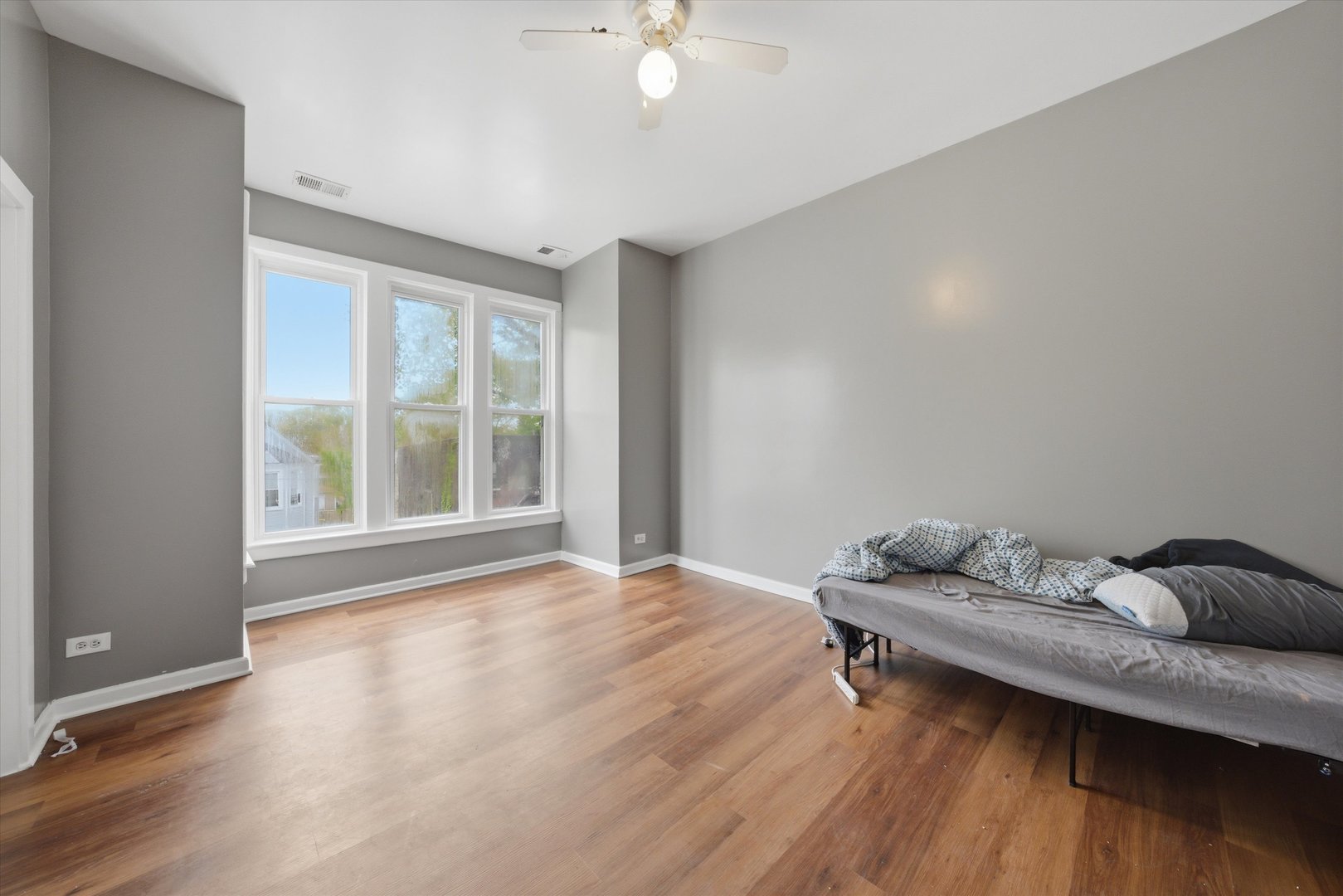 9020 South Burley Avenue Chicago IL 60617
