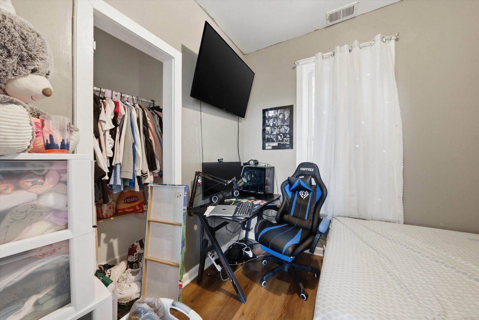 9020 South Burley Avenue Chicago IL 60617