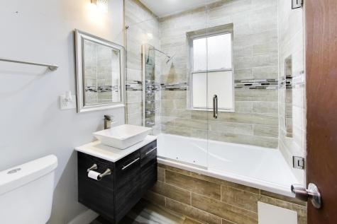 1428 East 71st Place Chicago IL 60619