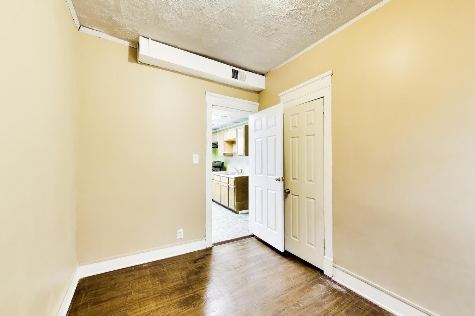 1428 East 71st Place Chicago IL 60619