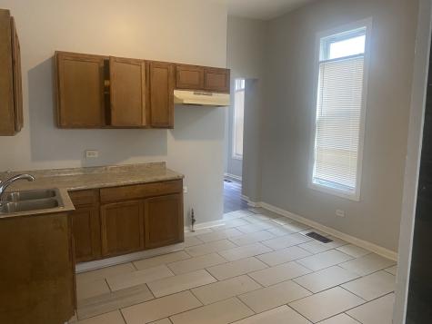 537 West 61st Place Chicago IL 60621