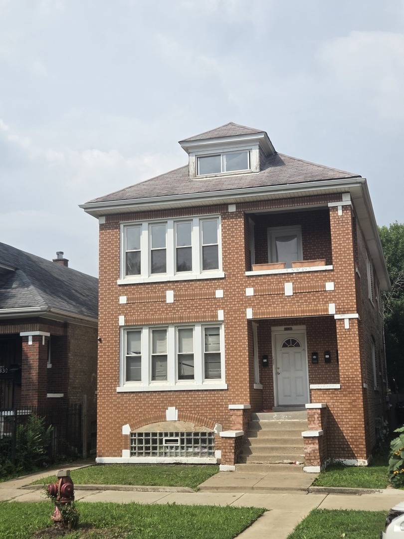 6928 South Maplewood Avenue Chicago IL 60629