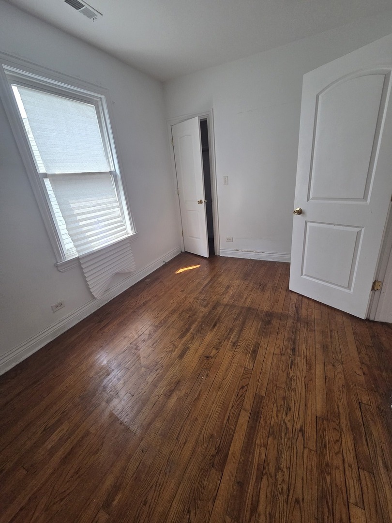 6928 South Maplewood Avenue Chicago IL 60629