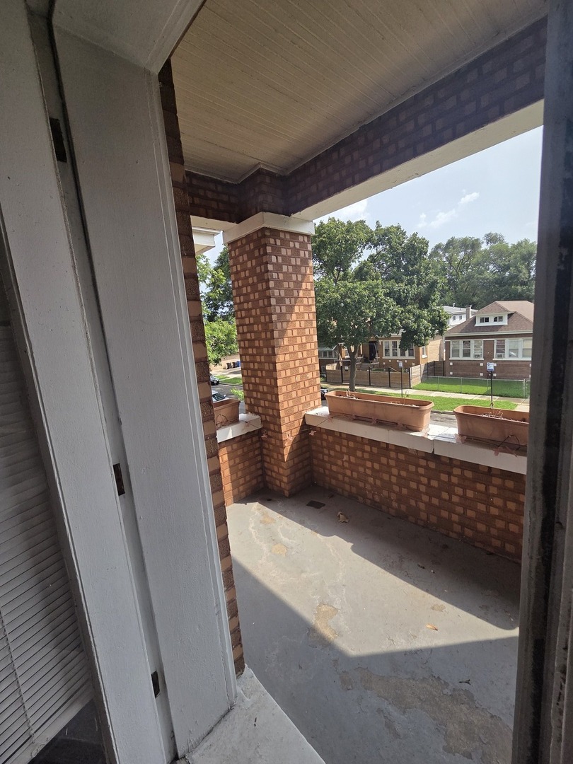 6928 South Maplewood Avenue Chicago IL 60629