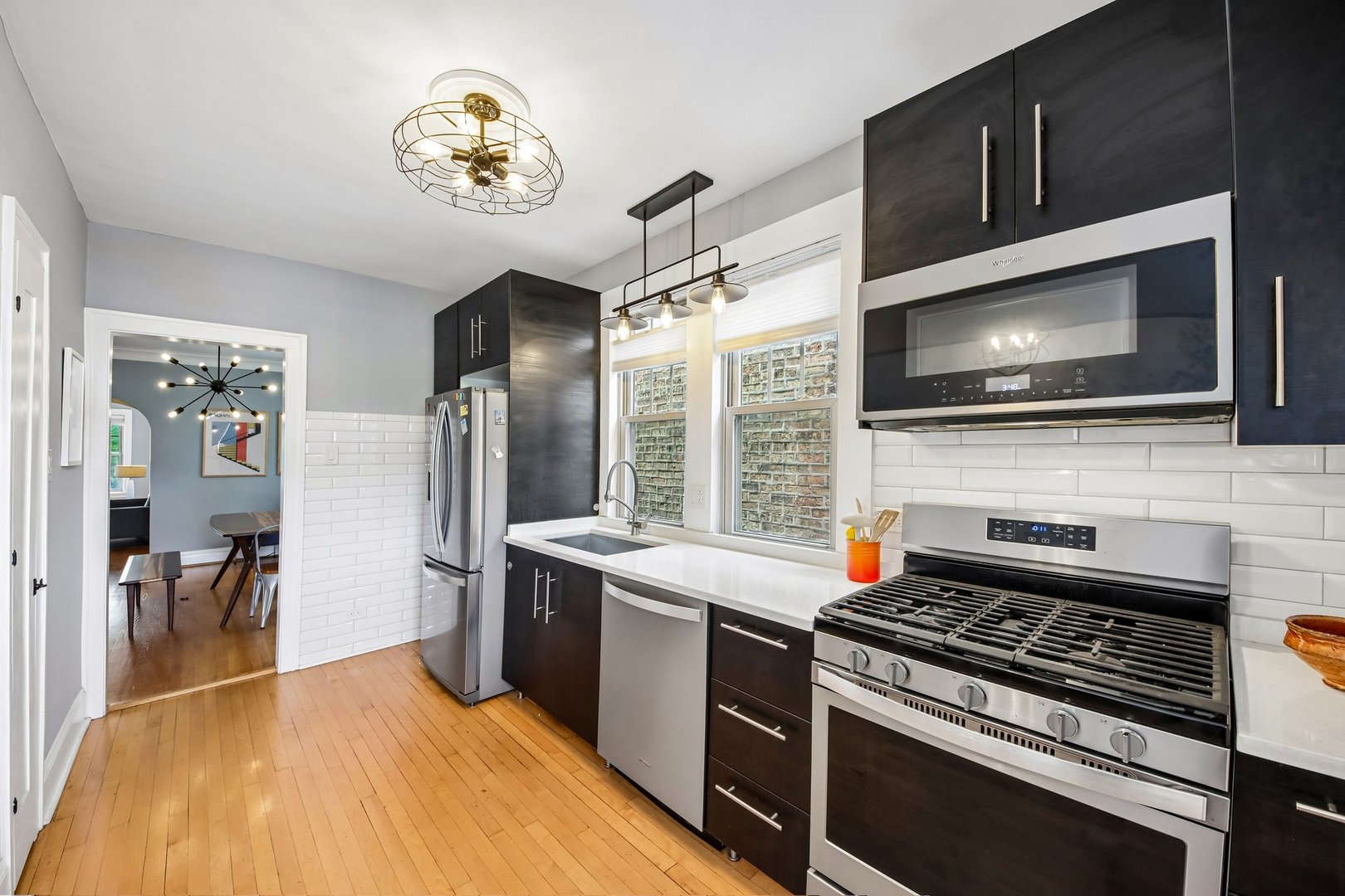 5643 North Campbell Avenue Chicago IL 60659