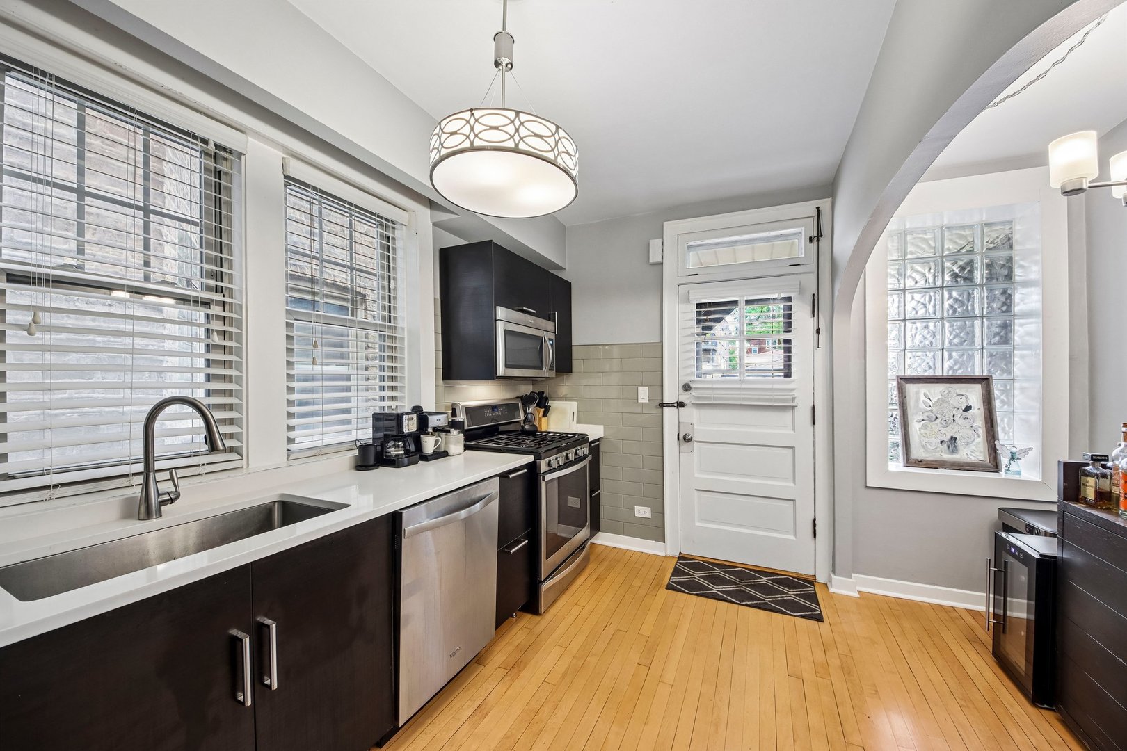 5643 North Campbell Avenue Chicago IL 60659