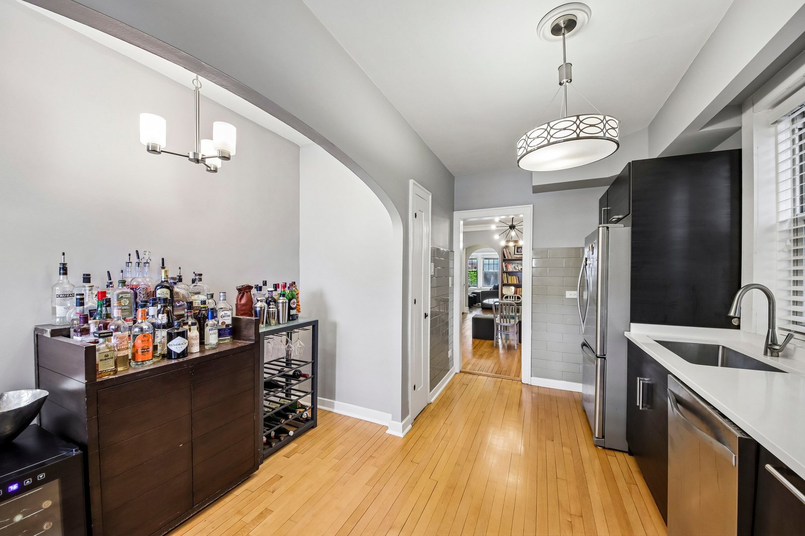 5643 North Campbell Avenue Chicago IL 60659