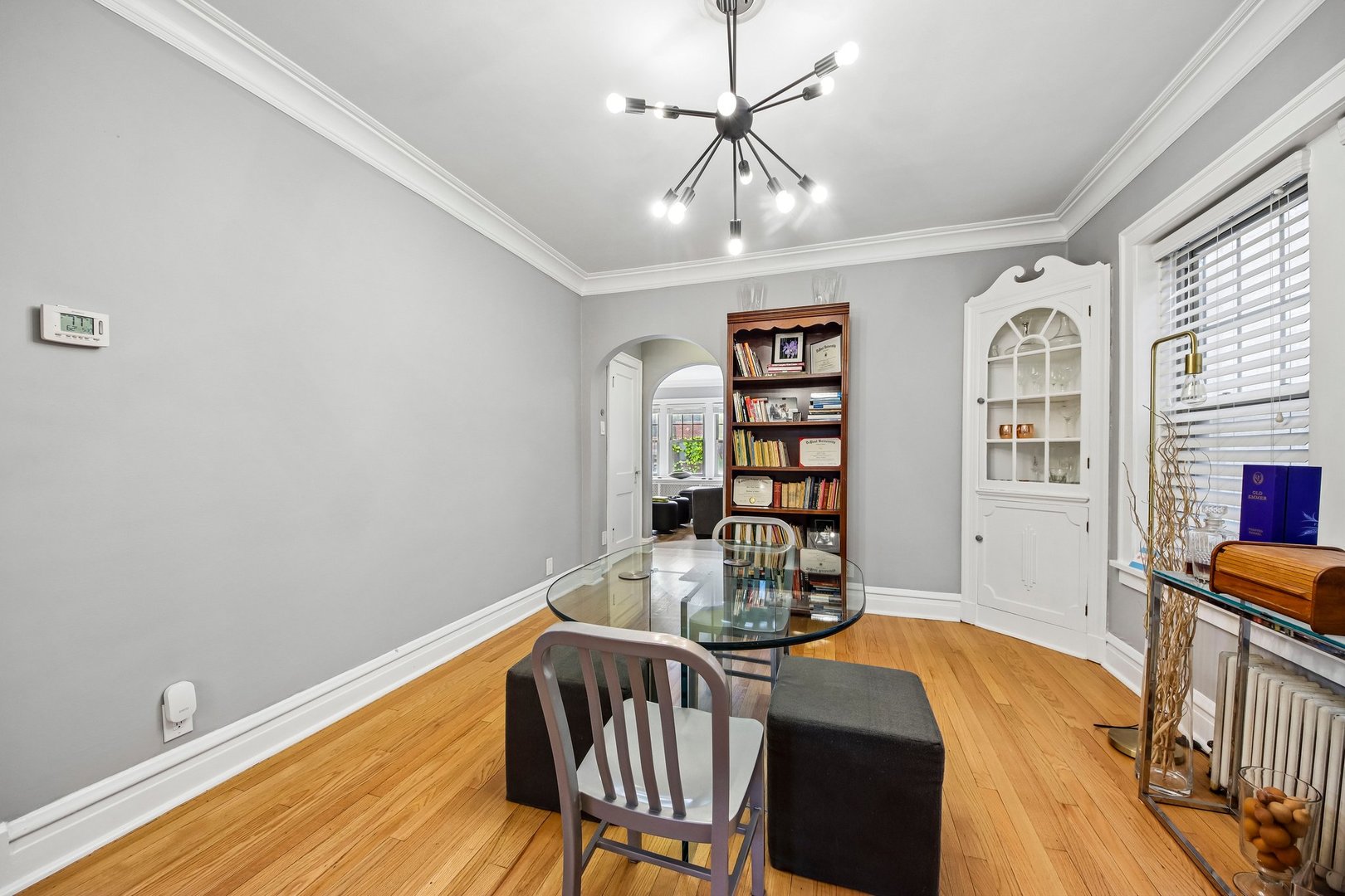 5643 North Campbell Avenue Chicago IL 60659