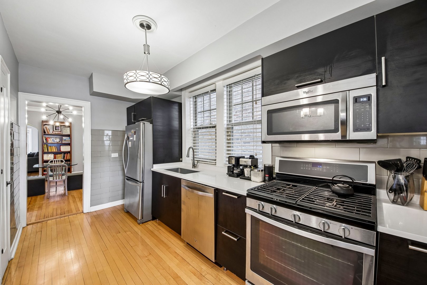 5643 North Campbell Avenue Chicago IL 60659