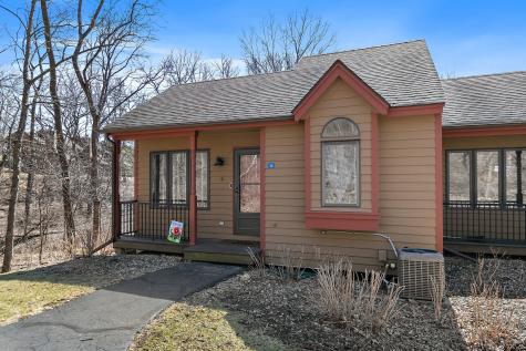 16 Oak Glen Drive Galena IL 61036