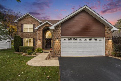 257 Pine Street Beecher IL 60401