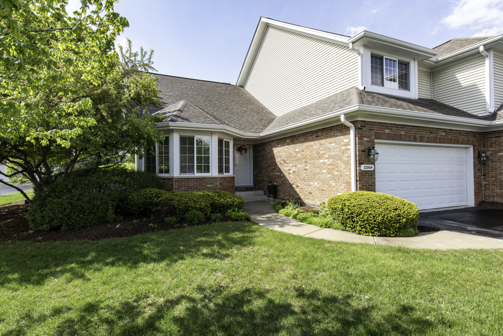 32958 North Stone Manor Drive Grayslake IL 60030