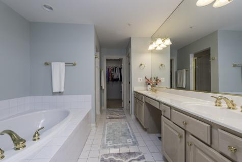 32958 North Stone Manor Drive Grayslake IL 60030